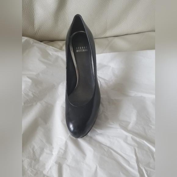 Stuart Weitzman Black Leather Heels - Picture 2 of 5